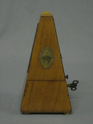 A metronome (f)