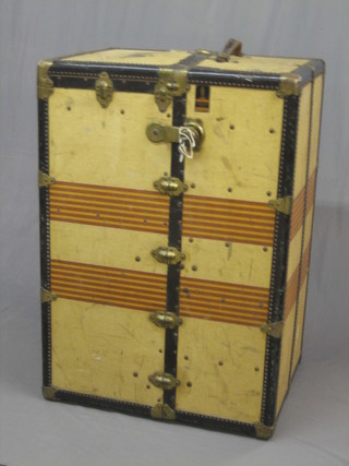 An Oshkosh wardrobe cabin trunk no. 1784589