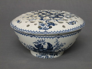 A circular blue and white Booths rose bowl with spreader 10"