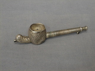 An Eastern white metal pipe