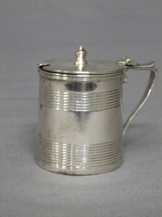 A cylindrical Georgian silver mustard pot 3 ozs (marks rubbed)