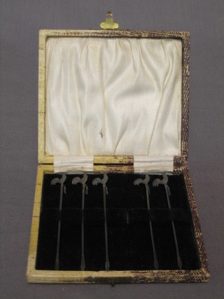 5 silver cocktail sticks, the finials in the form of cockerels, Birmingham 1928, cased