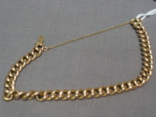 A 15ct gold curb link bracelet