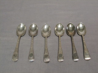 A set of 6 Victorian silver Old English pattern teaspoons with bright cut decoration, London 1891, 3 ozs