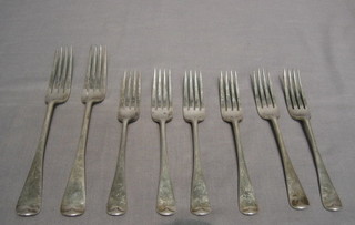 6 Edwardian silver Old English patterned pudding forks, London 1900 and 2 matching table forks London 1901, 15 ozs