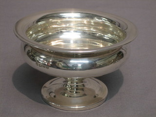 An Edwardian circular silver pedestal bowl, Chester 1909, 3 ozs