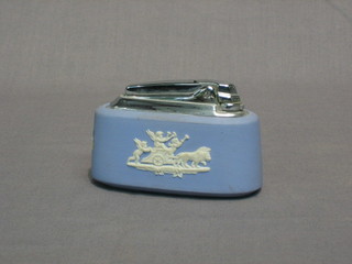 A Wedgwood blue Jasperware table lighter 3 1/2"