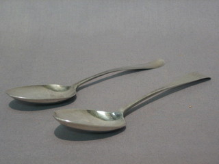 2  George  III  silver Old English pattern  table  spoons,  London 1785, 2 ozs