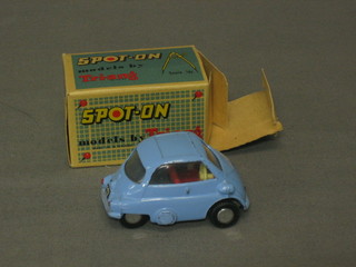 A  Triang  Spot  On  No. 118 model  of  a  BMW  Isetta,  boxed 