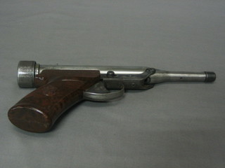 A American Hy-score target air pistol
