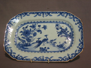 A   rectangular  Nankin  porcelain  plate  with  blue   and white decoration 10"