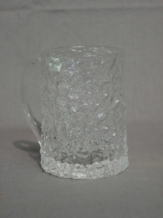 A Whitefriars frosted glass tankard 5"