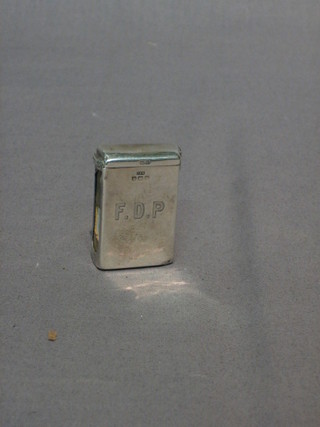 A silver match box with hinged lid, Birmingham 1914 2"