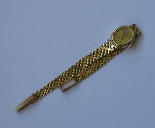 A lady's Vicence wristwatch contained in a 9ct gold case and marked Italy