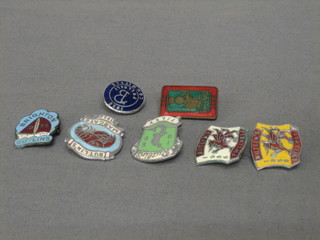7 enamelled Butlins badges - Brighton 1955, Filey 1956,  Pwllheli Committee 1956, 2 x Pwllheli 1956, Ayres 1956,  Margate 1958