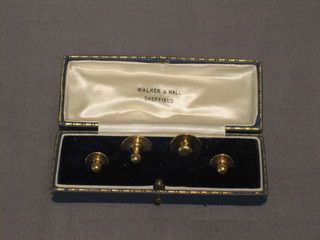 4 gilt metal studs