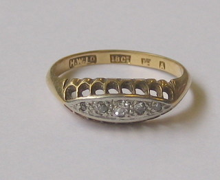 A lady's 18ct gold dress/engagement ring with 5 illusion set diamonds