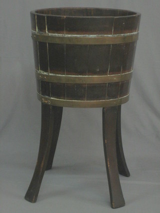 A 19th/20th Century coopered oak jardiniere 18"