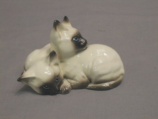 A Beswick figure of 2 curled kittens 4"