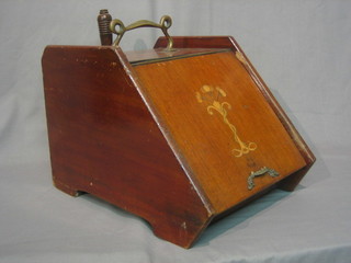 An Edwardian Art Nouveau inlaid mahogany coal box with hinged lid (hinge f), 12"