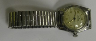 A Rolex Oyster Speed King wristwatch contained in a stainless steel case