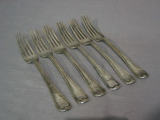 A  set of 6 Victorian silver Old English thread pattern table forks, London 1860, 18 ozs