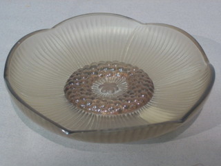 An Art Deco French pressed glass pin tray in the form of a flower head, the base signed A Venlys France 5"