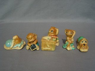 5 various Pendelfin figures