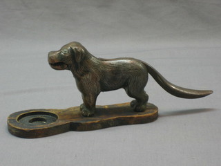 A pair of nut crackers in the form of a Labrador 8"