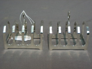 A pair of miniature silver 5 bar toast racks, Sheffield 1937, 3 ozs