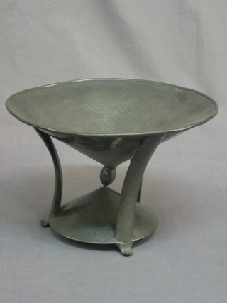 An Art Nouveau  circular planished pewter bowl raised on 3 outswept supports, the base marked English Handmade Pewter Sheffield 10"