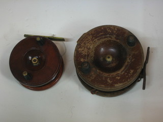 2 wooden centre pins fishing reels 4" and 3"