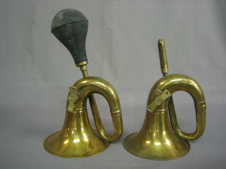 2 old brass taxi horns