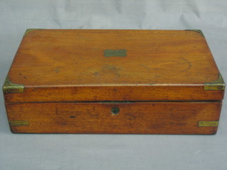 A Victorian mahogany writing slope with hinged lid (f and r) 16"