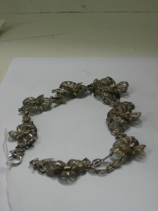 A silver filigree necklet