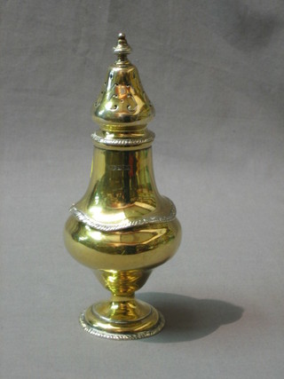 An Edwardian silver gilt sugar sifter of baluster form, Chester 1900, 7 ozs