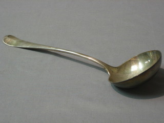 A silver Old English and rat tail pattern ladle, Sheffield 1912, 9 ozs