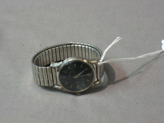 A gentleman's automatic wristwatch by the International Watch Company, contained in a stainless steel case