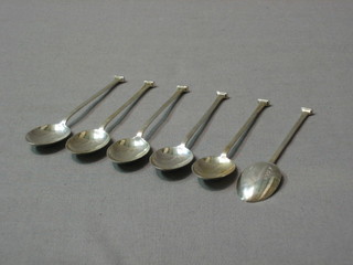 6 silver nail head coffee spoons, Sheffield 1923, 2 ozs