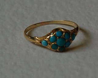 A Victorian gold dress ring set turquoise