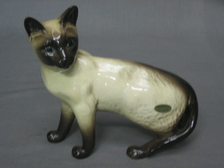 A Beswick figure of a Siamese cat 6"