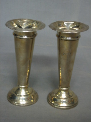 A  pair of waisted silver specimen vases, Birmingham 1919 6 1/2"