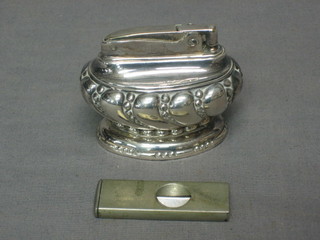 A Ronson Queen Anne table lighter  and a cigar cutter
