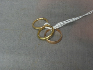 3 gilt metal wedding bands