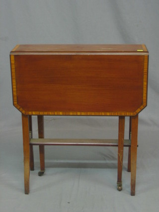 An Edwardian inlaid mahogany Sutherland table 24"