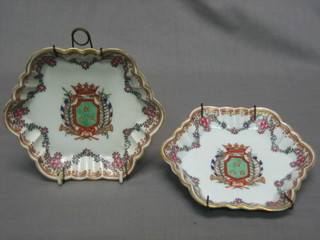 A pair of Sampson circular shaped porcelain dishes with armorial decoration 5 1/2"