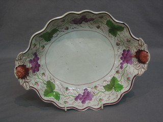 An 18th/19th Century lustre twin handled bowl with vinery decoration 10"