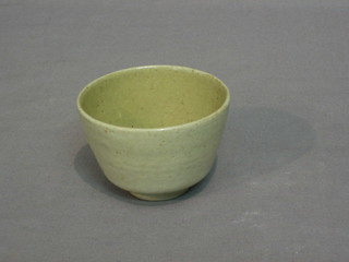 A Lucie Rie pottery bowl 3"