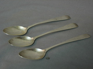 3 George III silver Old English pattern teaspoons, Newcastle TW
