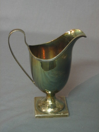 A Georgian style silver cream jug, Birmingham 1927, 3 ozs